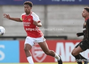 开云体育-曼联客场大胜，阿森纳惨败告终