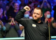 开云体育-北爱尔兰逆袭告捷，戴维斯争霸射门后造球