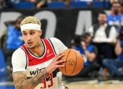 开云体育-骑士主场击败奇才，晋级前景乐观