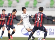 开云体育-首尔FC凭借团队合作赢得比赛