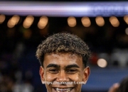 开云体育-巴塞罗那球员发挥出色，晋级四强