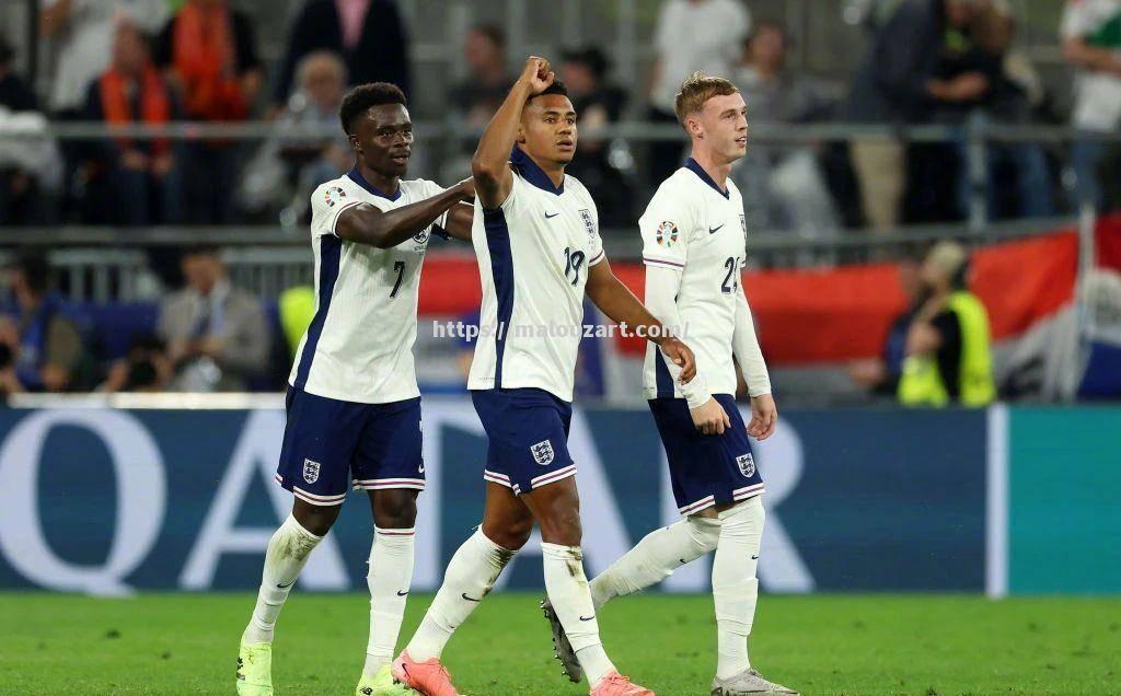 拉齐奥球队备战欧洲赛事，新主帅带队冲击冠军梦想