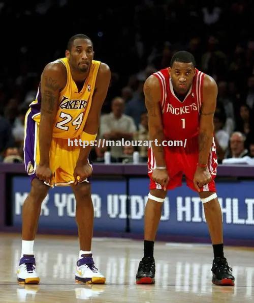 角逐竞技场上痛快厮杀，球场热血沸腾